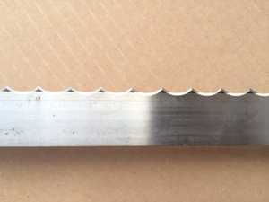 For sale, Scallop Edge Bandknife Bandsaw blade 10mm (3/8”) x 0.5mm - United / NZ Bandsaw