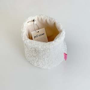 Luvalice: Fluffy Plant Pot Cover - IVORY