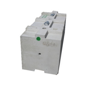 Counterweights: 1500kg Concrete Weight