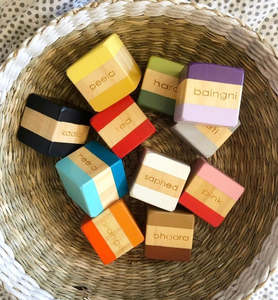 Bilingual Colour Blocks