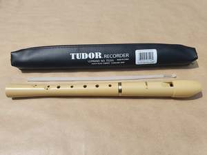 Music: Tudor Recorder Soprano No TD205