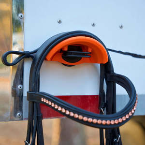 Neeta Patch: Suction Cup Bridle Hook