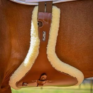 Products: Kentaur ‘Cassis’ Stud Girth w/Sheepskin Liner