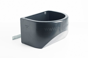Products: Magnum Non Spill Feed Bins
