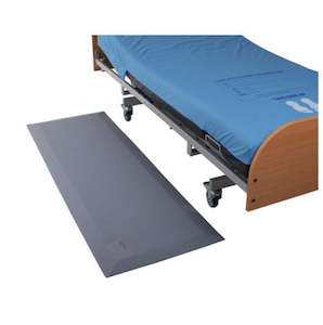 No Rewards: Oakwood Landing Mat - Large