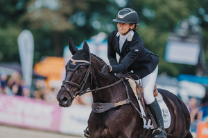Naming Rights to Team Lissington's Scone Campaign - Equus Auctions