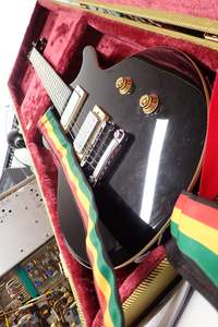 Electric guitar repiars