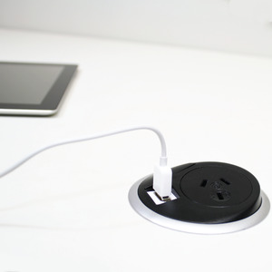 Accessories: Pixel TUF USB Charger