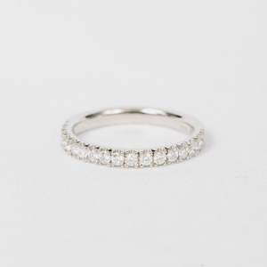 Engagement Rings: Microclaw Band