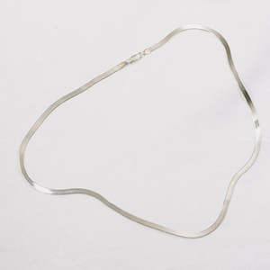 Necklaces: Herringbone Chain