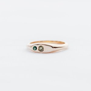 Loose Gemstones: Olive Signet
