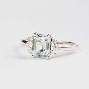 White Gold: Aquamarine Beauty