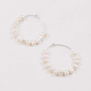 Pearl: Pearl Hoops