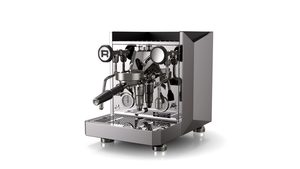 Home Machines: Rocket Giotto Fast R with free Varia VS3 Grinder