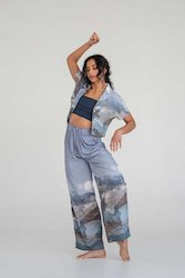 The Great Outdoors: Elongate Elastic Pants - Mountain Print