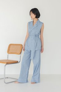 Easy To Care: Elongate Elastic Pants in Denim