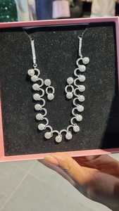 Over 200: Ltd 90