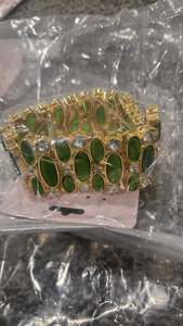 Over 200: Ltd 35