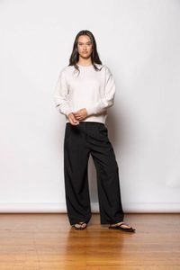 Flower Market Sweatshirt – Bone/Black Print - Estilo Boutique