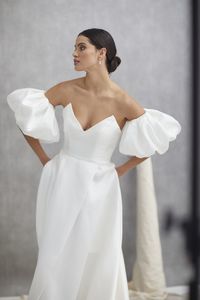 Accessories – Etcetera Bridal: Nuvole Sleeve
