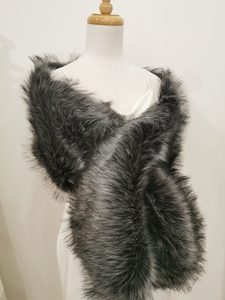 Accessories – Etcetera Bridal: Faux Fur – Charcoal