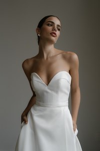 Bridal – Etcetera Bridal: Hera Couture – Scarlett V2