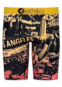 Mens: LA Living Staple