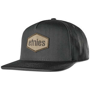 ETNIES MILLWOOD SNAPBACK HAT [BLACK]