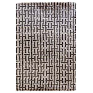 Rugs: Scout Black / Gold