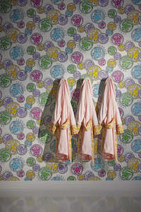 Designer Wallpaper: Versace 5 -  Medusa Duo