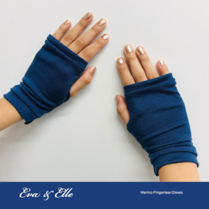 Accessories: Merino Fingerless Gloves in Blue