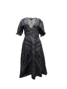 Eveni Pacific Ladies Julia Maxi Dress - Malted Black