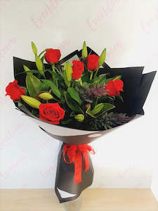 Valentines Day 2021: Lily & Rose Bouquet