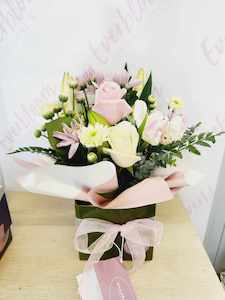 Flowers: Mini Boxed Posy