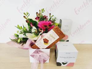 Mothers Day 2022: Spoil Her Gift Hamper