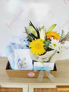 New Born Baby: Deluxe Baby Hamper