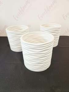 Wave Plant Pot
