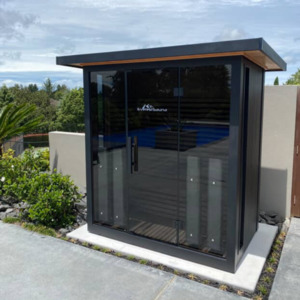 Wood Everestsauans: Obsidian Outdoor Sauna