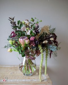 Products: Alice - Earthy and wild flower bouquet - evergreen floral