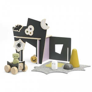 Dolls House Accessories: Micki Play World Monsters