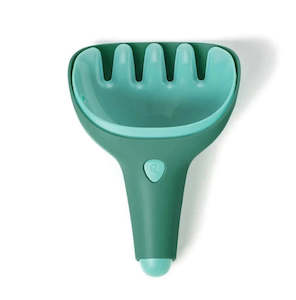 Outdoor Play: Quut Raki Rake & Digger Green