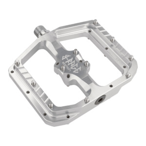 Flat Pedals: Burgtec Penthouse Flat MK5 B-Rage Edition Pedals