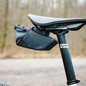 Storage Solutions: Fidlock PinClip 400ml Saddlebag