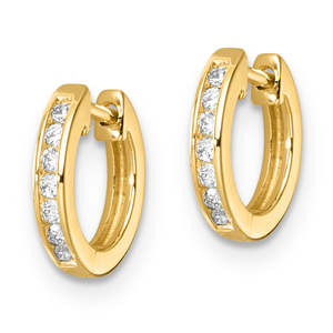 9K YG ROUND LGD HUGGIES