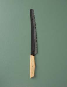 Easter Edit: No.4 Baker Knife