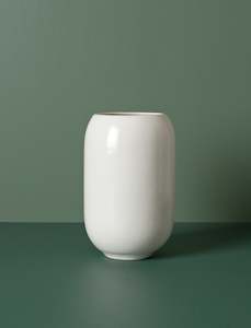 Ceramics: Ovum Vase // White