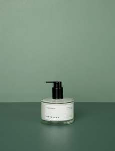 Hetkinen: Juniper & Chaga Hand Balm