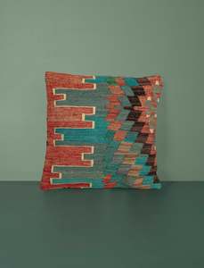 Bedroom: Vintage Kilim Cushion 40cm // Eleven