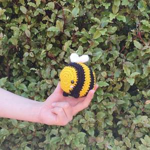 Giftware: Crochet Plush Toy - Buzz Bee