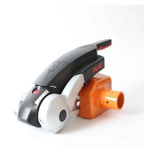 Purpleline: Saracen Gullwing for AL-KO Hitches As on Most European Caravans